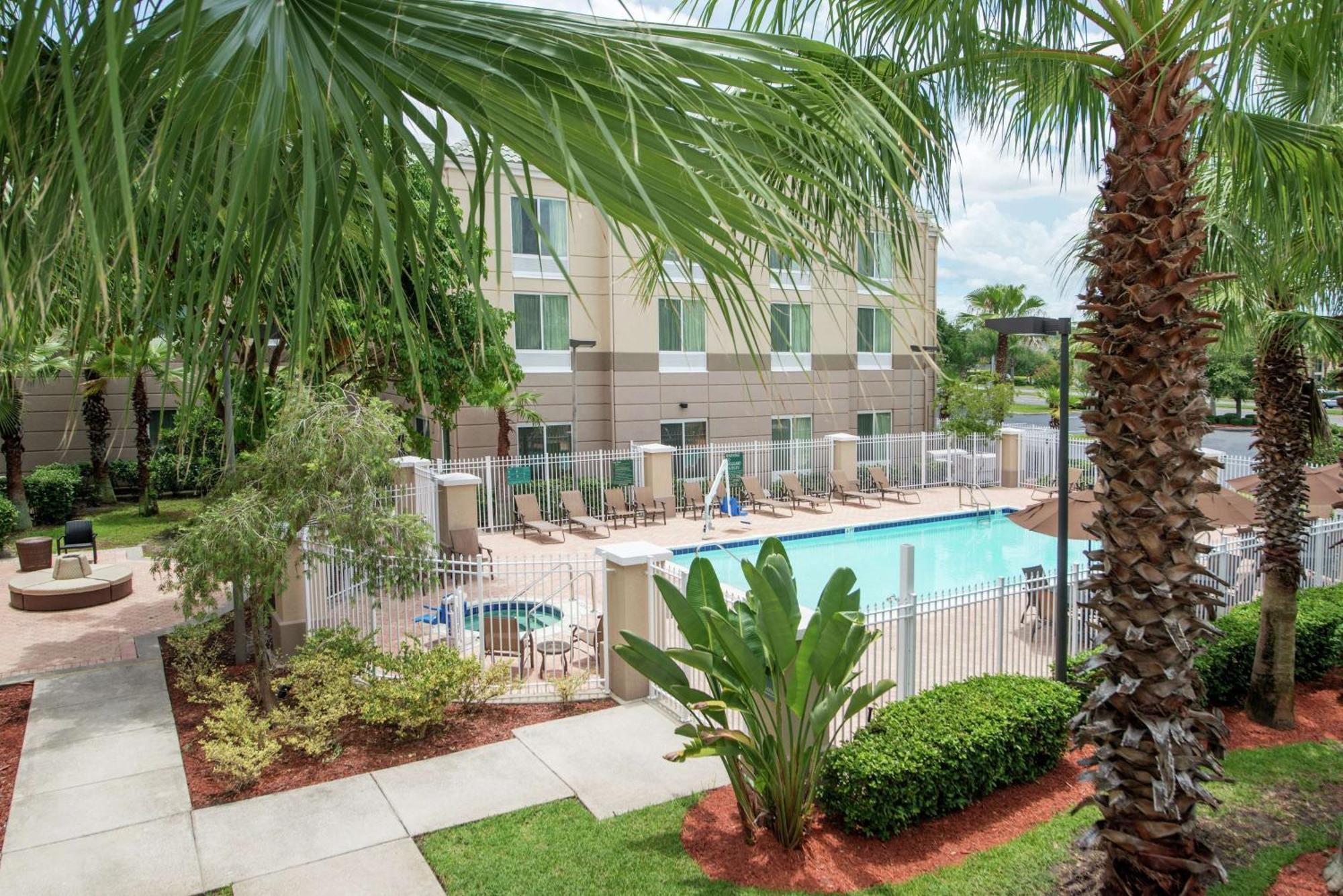 Hilton Garden Inn Orlando East - Ucf Area Alafaya Eksteriør billede